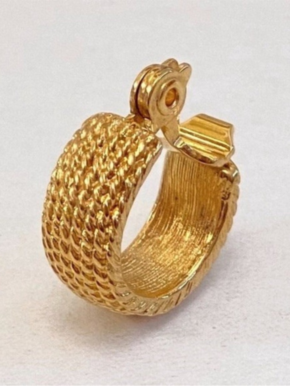 VTG Monet Textured Gold Tone Hoop Single Earring Clip On Monet